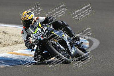 media/Oct-12-2025-CRA (Sun) [[e621380112]]/Races/Race 9/